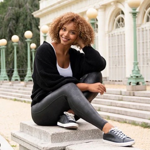 SPANX Faux Vegan Leather Leggings ICONIC - Picture 9 of 15